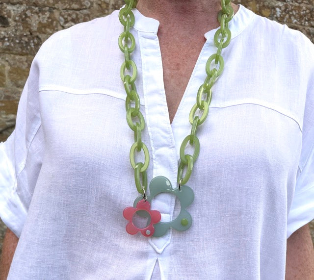 Boston necklace - Duckegg green