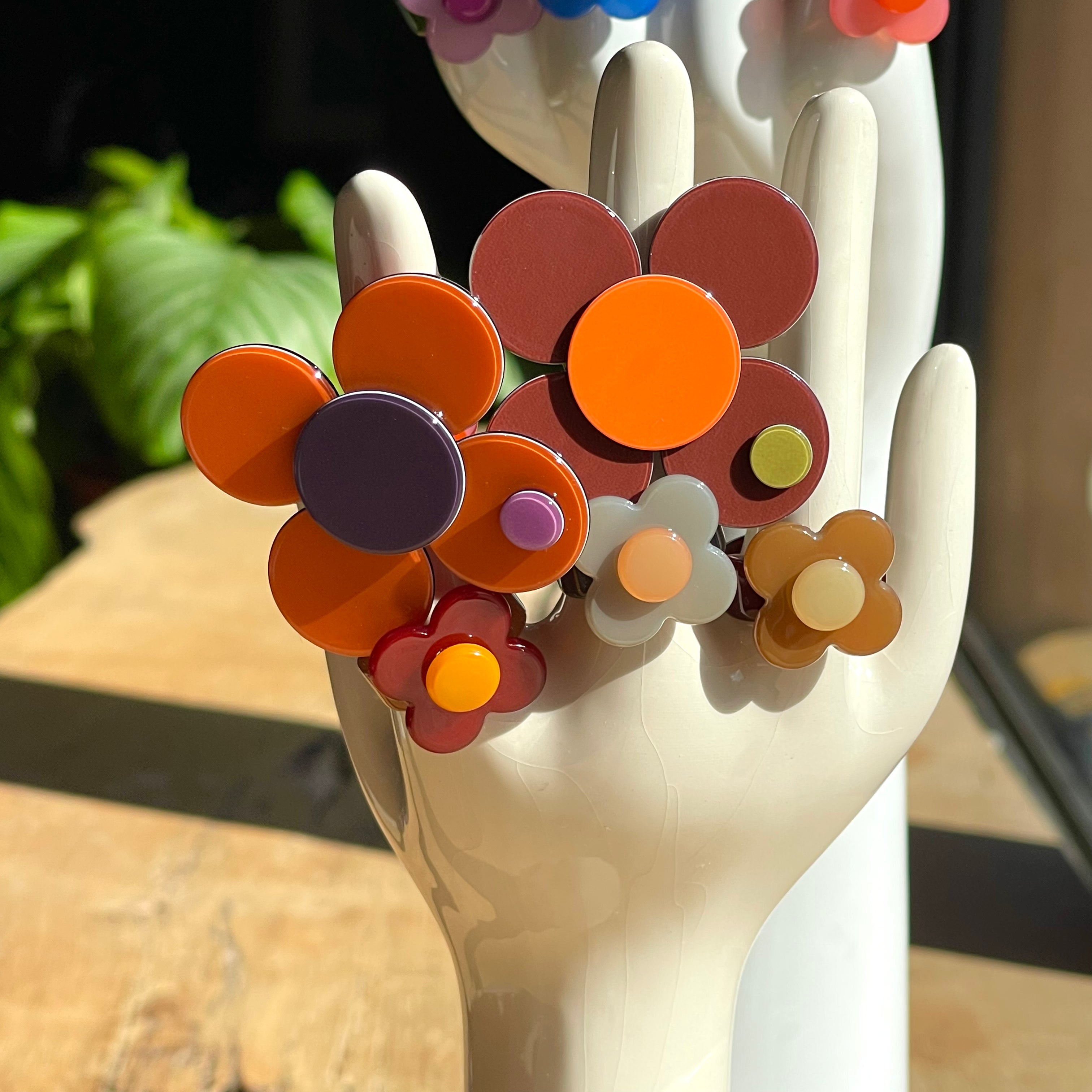 Florence Flower Ring - Rusty brown