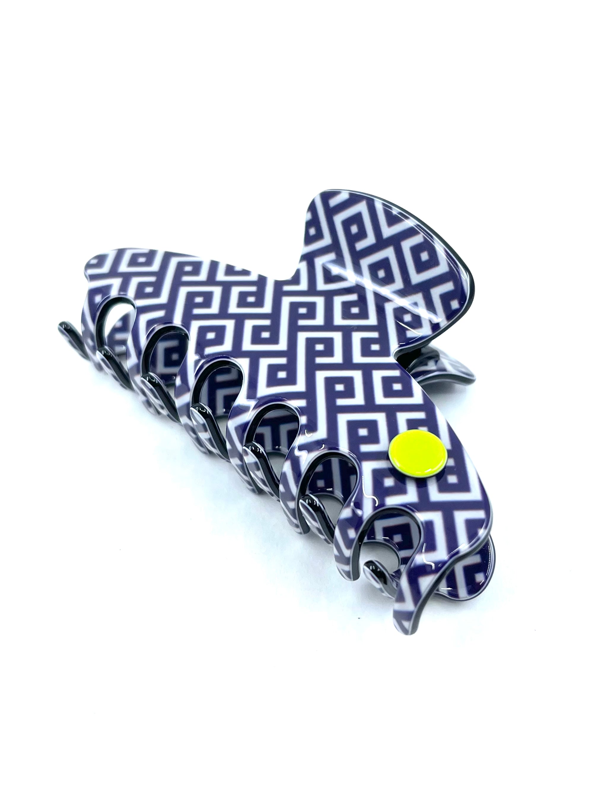 Barcelona medium claw - blue geometric