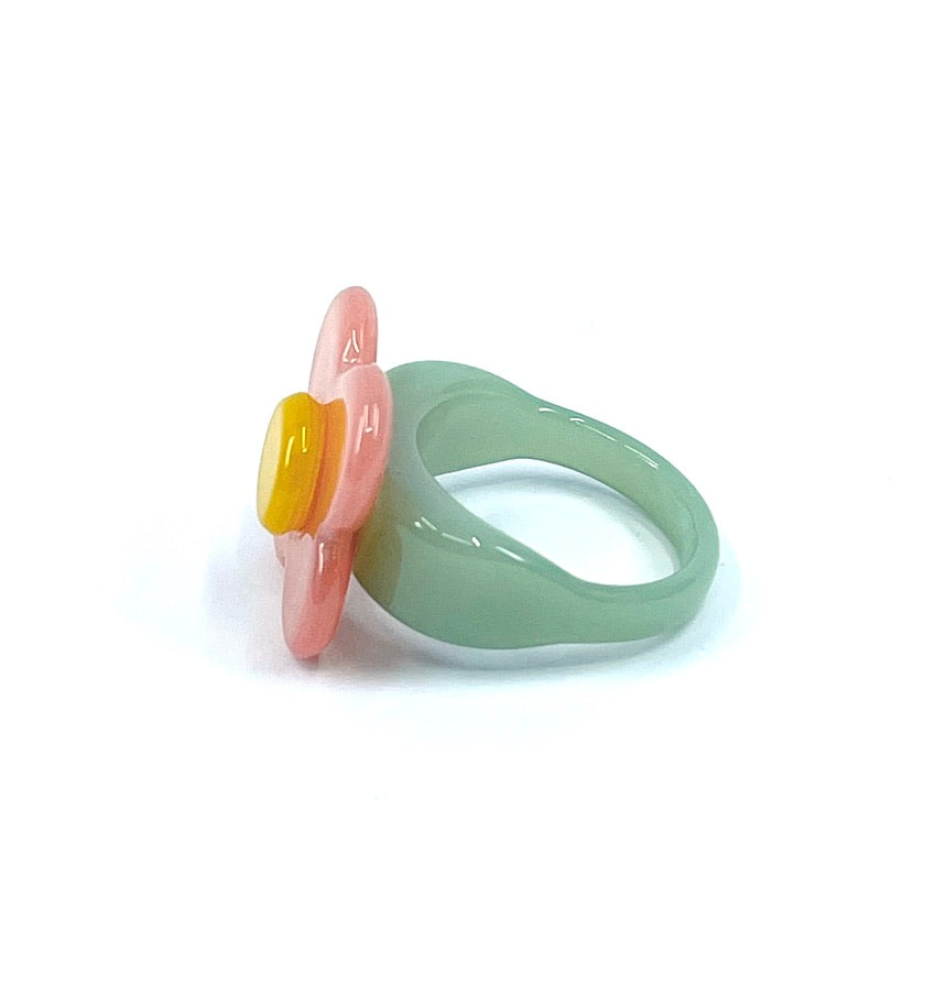 Hanover Ring - pale pink