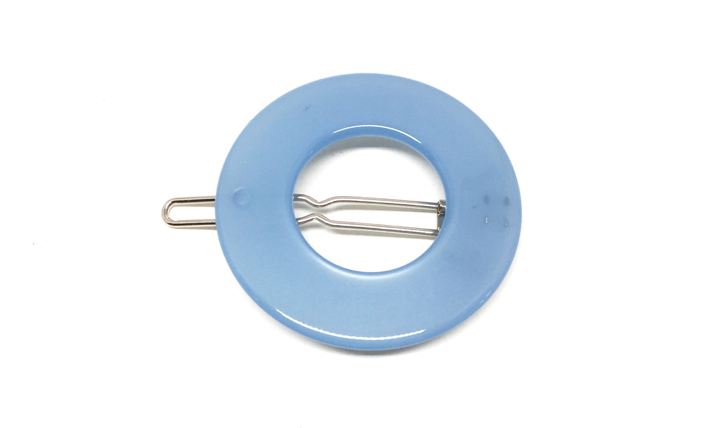 London Hairclip - pale blue